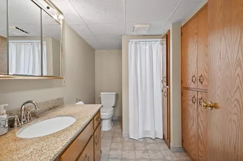 Bath - 12044 W River Rd, Champlin, MN 55316 photo 3 of 3