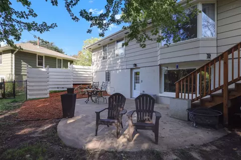 9018 Kell Cir, Bloomington, MN 55437 photo 32