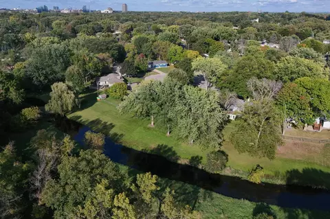 9018 Kell Cir, Bloomington, MN 55437 photo 38