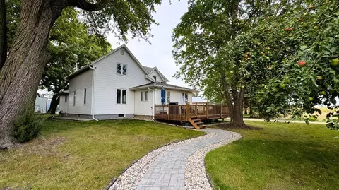 57868 179th St, Mankato, MN 56001