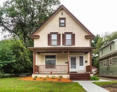 693 Smith Ave S, Saint Paul, MN 55107
