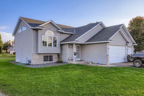 4531 230th Ln NW, Saint Francis, MN 55070