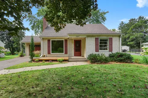 1987 Lee St, Maplewood, MN 55117