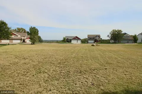 2452 Rushmore Rd, Hastings, MN 55033