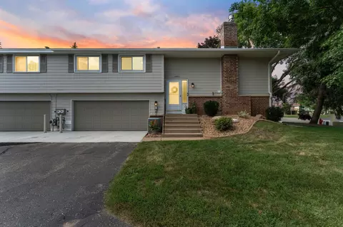 10462 Decatur Ave S, Bloomington, MN 55438