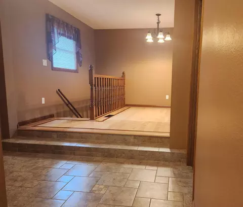Entry Way - 302 Robert St, Marshall, MN 56258 photo 1 of 3