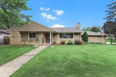 6125 Loren Dr, Minneapolis, MN 55417