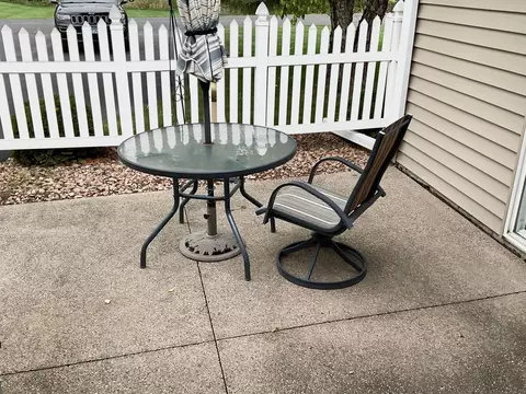 Exterior - 2102 Oak Tree Ln # C, Austin, MN 55912 photo 4 of 4
