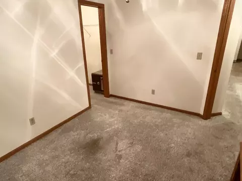 Bedroom - 2102 Oak Tree Ln # C, Austin, MN 55912 photo 4 of 4