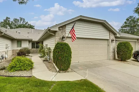 4163 Starbridge Ct, Eagan, MN 55122