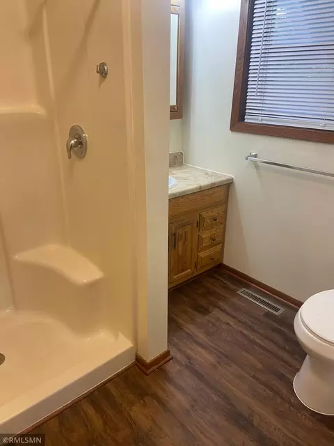 Bath - 522 7th Ave NW, Faribault, MN 55021 photo 1 of 2