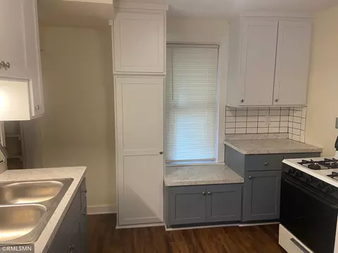 Kitchen - 522 7th Ave NW, Faribault, MN 55021 photo 2 of 2