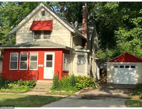 522 7th Ave NW, Faribault, MN 55021