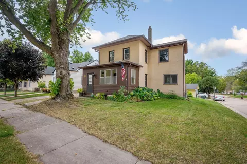 301 3rd St S, Delano, MN 55328