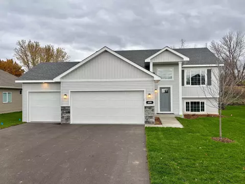 699 Mallard St NE, Hanover, MN 55341