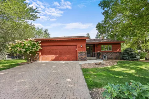 2420 Meadow Ct, Saint Cloud, MN 56301