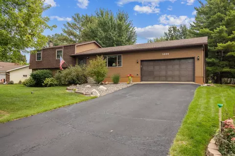 1444 Wildwood Rd, Saint Cloud, MN 56303