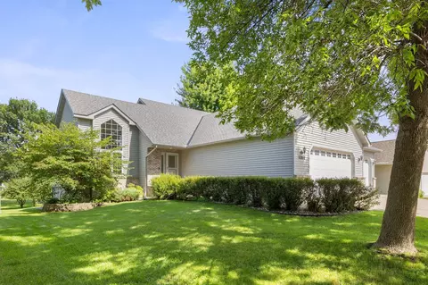 1281 Sunburst Way SE, Hutchinson, MN 55350