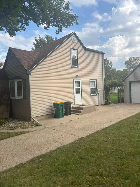 407 Southview Dr, Marshall, MN 56258 photo 24