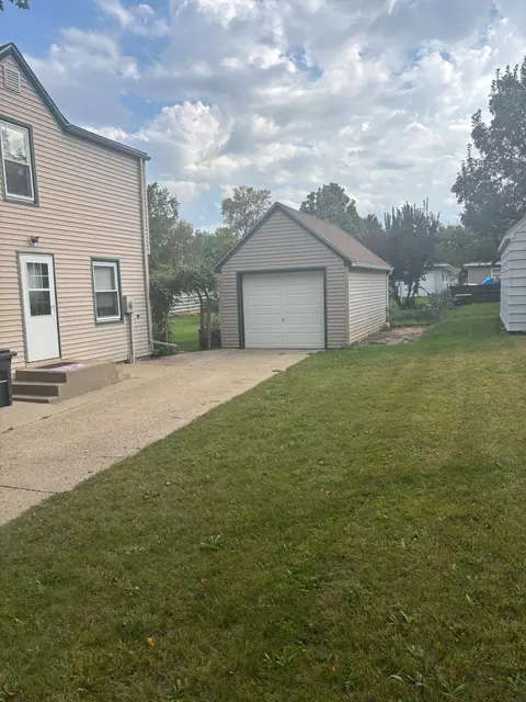 407 Southview Dr, Marshall, MN 56258 photo 25