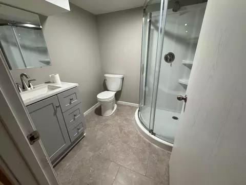 Bath - 616 Cherry Ave, Albert Lea, MN 56007 photo 1 of 2
