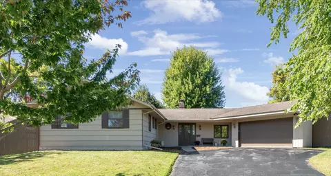 3551 Wisconsin Ave N, New Hope, MN 55427