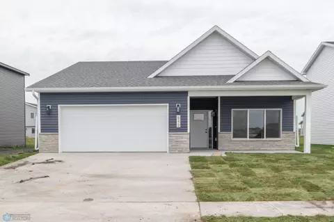 6272 86th Ave S, Horace, ND 58047