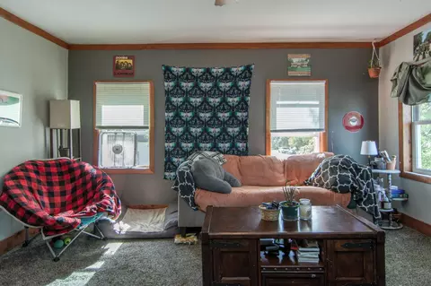 Living - 402 2nd Ave NE, Brainerd, MN 56401 photo 2 of 3