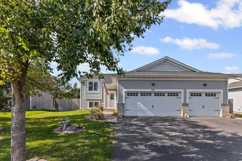 901 Whiskey Rd NW, Isanti, MN 55040