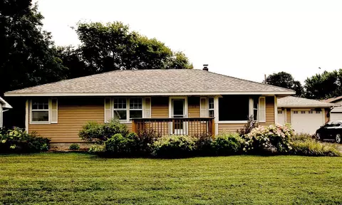 110 4th Ave SW, Isanti, MN 55040