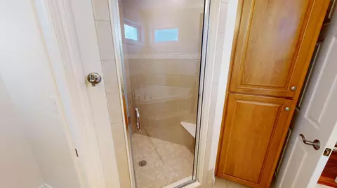 Bath - 1808 3rd St NE, Willmar, MN 56201 photo 2 of 9