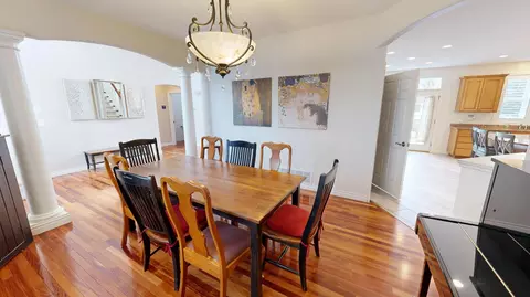 Dining - 1808 3rd St NE, Willmar, MN 56201 photo 2 of 3