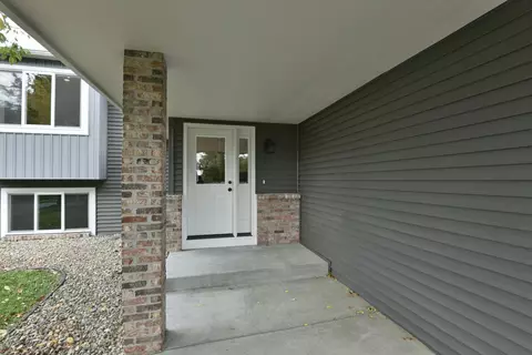 6810 110th Ave N, Champlin, MN 55316 photo 2