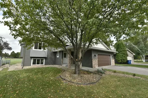 6810 110th Ave N, Champlin, MN 55316