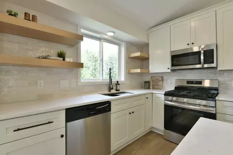 6810 110th Ave N, Champlin, MN 55316 photo 9