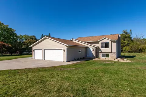 5897 Woodrose Ct SE, Rochester, MN 55904