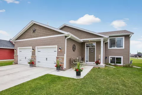 1049 Talon Ave, Wabasha, MN 55981