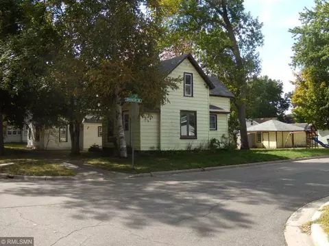 540 SW Glen St SW, Hutchinson, MN 55350