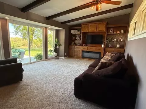 Living - 936 Des Moines Dr, Windom, MN 56101 photo 1 of 2