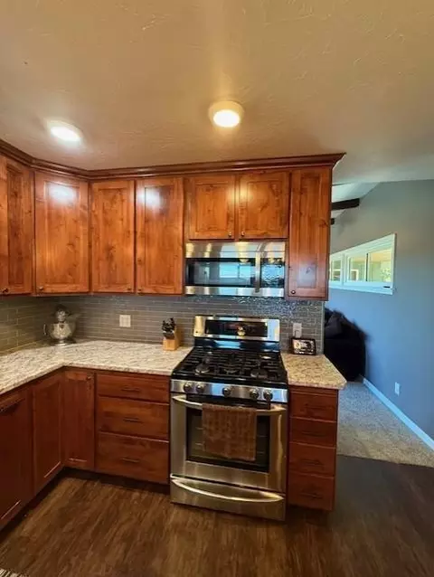 Kitchen - 936 Des Moines Dr, Windom, MN 56101 photo 2 of 5