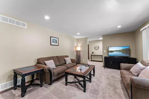 Living - 3096 Dolores Dr, Saint Cloud, MN 56303 photo 1 of 7