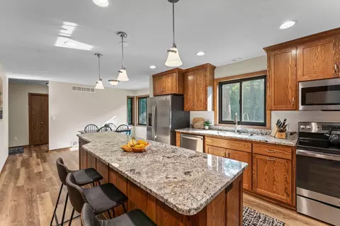 Kitchen - 3096 Dolores Dr, Saint Cloud, MN 56303 photo 6 of 9