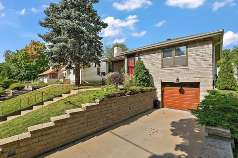 1711 Maryland Ave E, Saint Paul, MN 55106