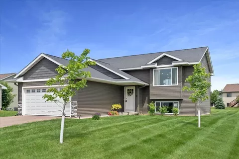1272 Pheasant Run, New Richmond, WI 54017
