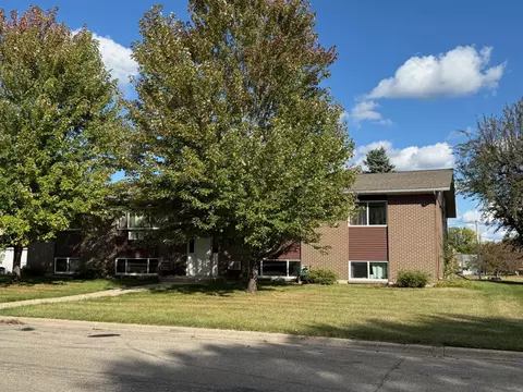 1221 Madison Ave # 211, Detroit Lakes, MN 56501