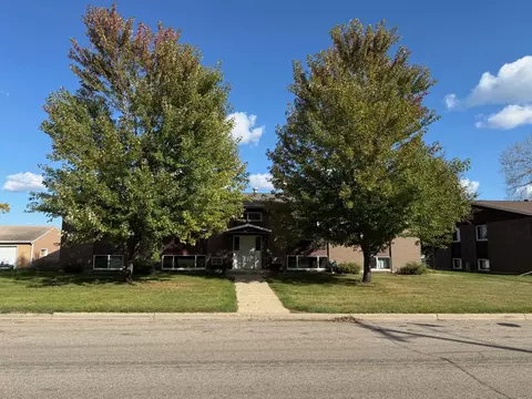 1221 Madison Ave # 214, Detroit Lakes, MN 56501