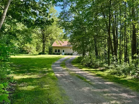 2795 40th St NW, Hackensack, MN 56452