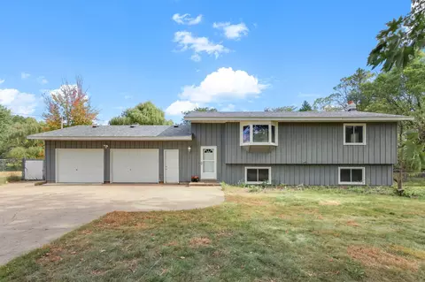 17215 7th St NE, Ham Lake, MN 55304