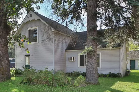 225 E Centre St, Royalton, MN 56373
