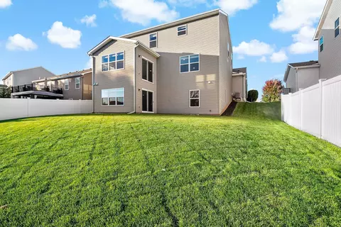 Exterior - 1154 139th St E, Rosemount, MN 55068 photo 3 of 6